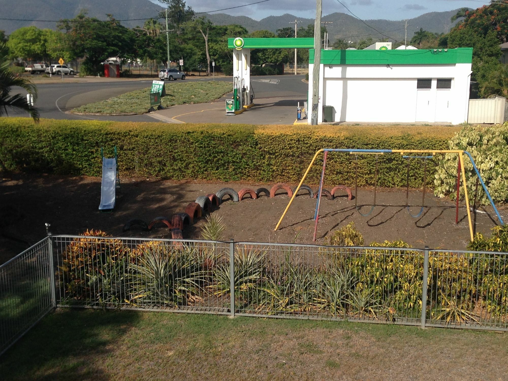 Riverside Tourist Park ロックハンプトン エクステリア 写真